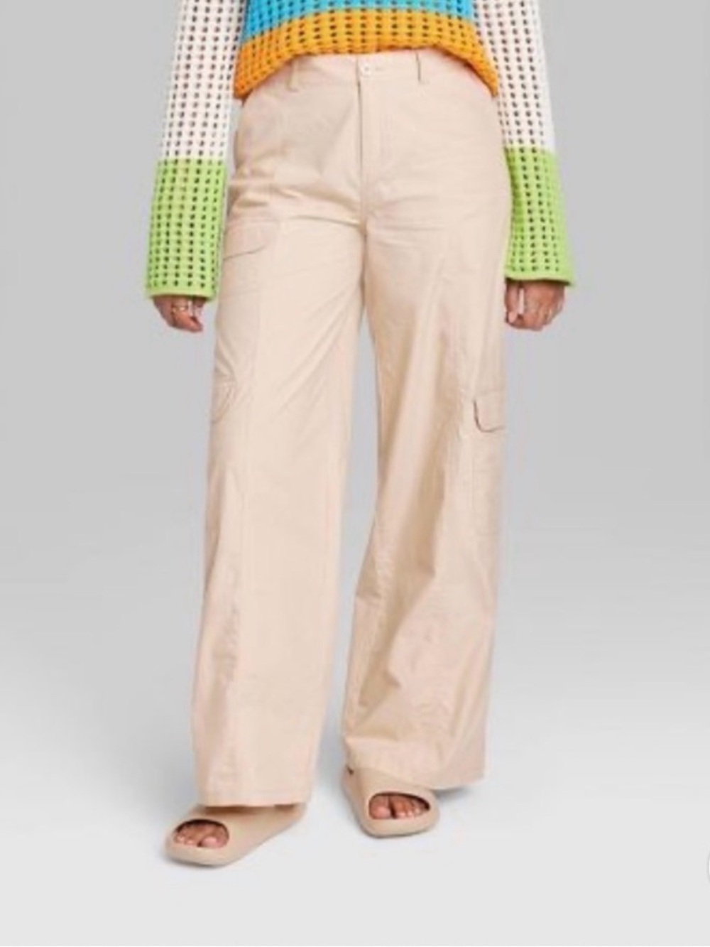 Wide-Leg Cargo Pants in Beige